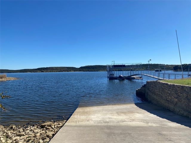 4415 Chapel Road, Graham, TX 76450