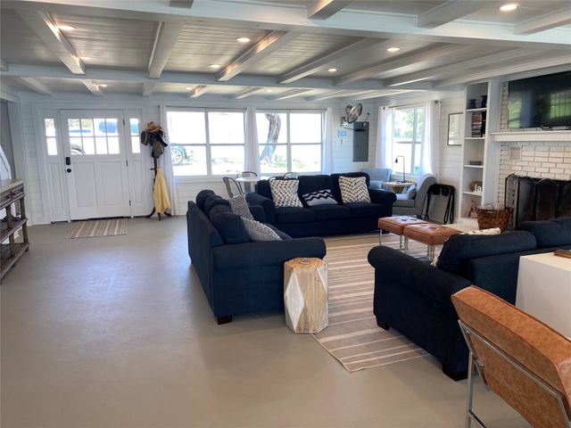 4415 Chapel Road, Graham, TX 76450