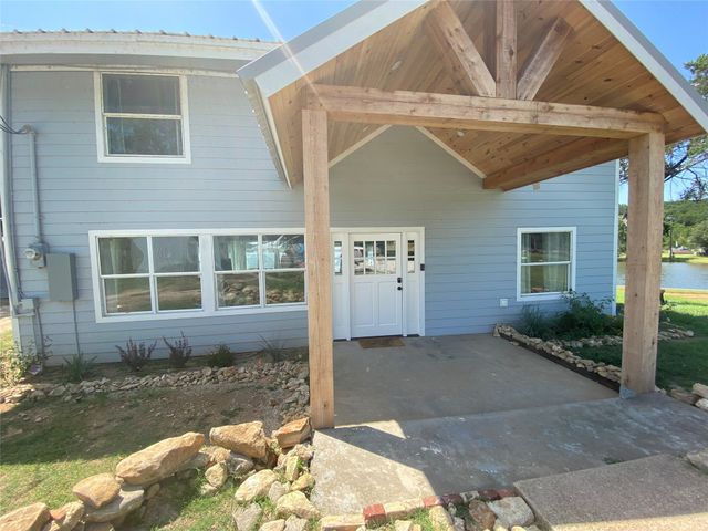 4415 Chapel Road, Graham, TX 76450