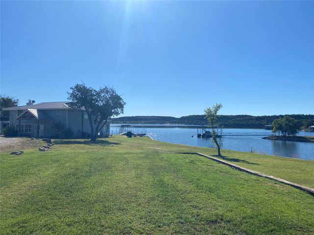 4415 Chapel Road, Graham, TX 76450