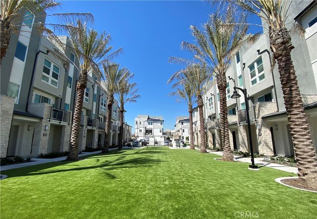 1319 W Cara, Anaheim, CA 92805