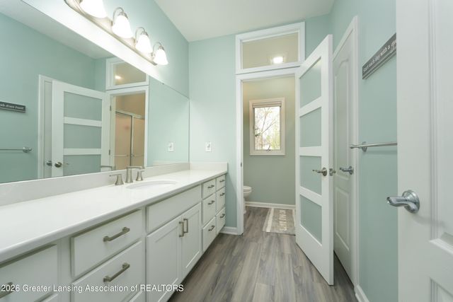 802 Woodbury Drive, Grand Ledge, MI 48837