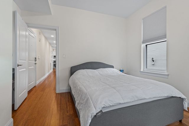 44 W Eagle St 1, Boston, MA 02128