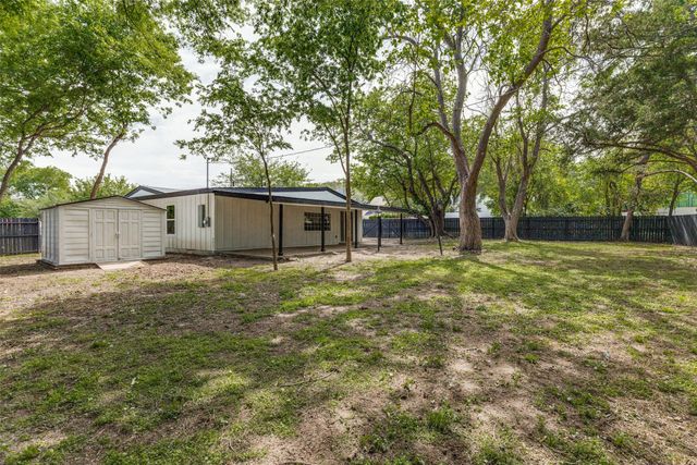 5848 Fursman Avenue, Fort Worth, TX 76114