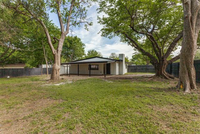5848 Fursman Avenue, Fort Worth, TX 76114