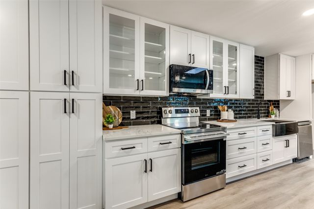 5848 Fursman Avenue, Fort Worth, TX 76114