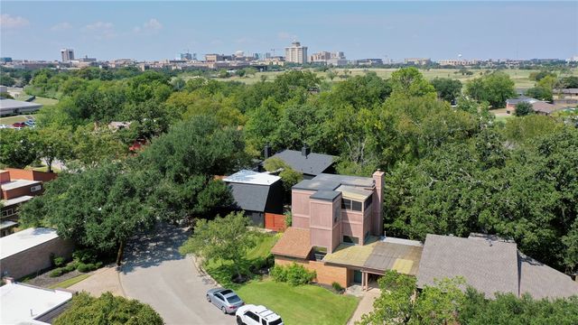 1513 Wolf Run, College Station, TX 77840