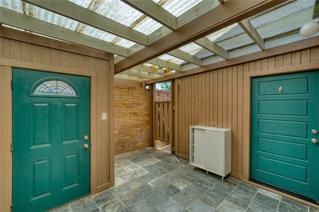 1513 Wolf Run, College Station, TX 77840