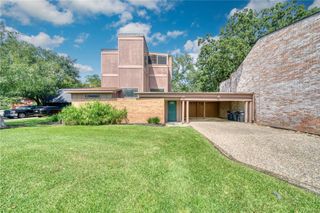 1513 Wolf Run, College Station, TX 77840