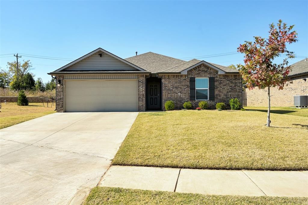 2505 Alice Way, Yukon, OK 73099