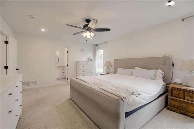 12706 Corrington Avenue, Grandview, MO 64030