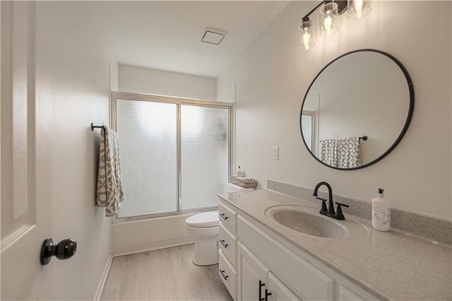 12706 Corrington Avenue, Grandview, MO 64030