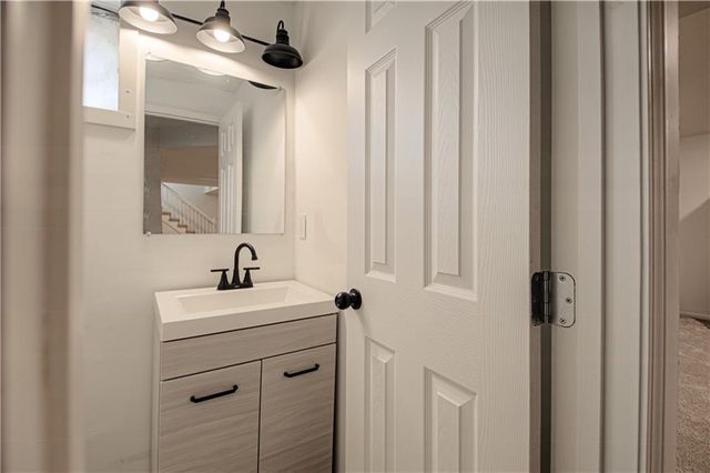 12706 Corrington Avenue, Grandview, MO 64030