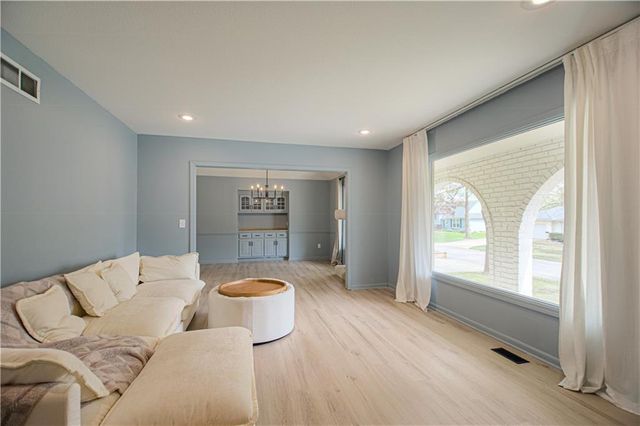 12706 Corrington Avenue, Grandview, MO 64030