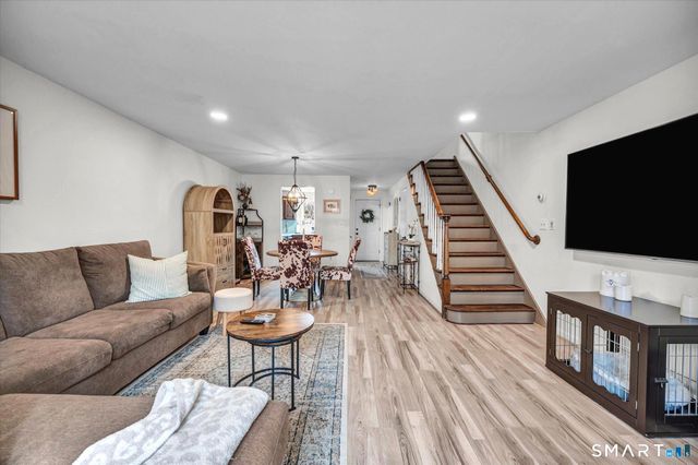 301 Cedar Hollow Drive 301, Rocky Hill, CT 06067