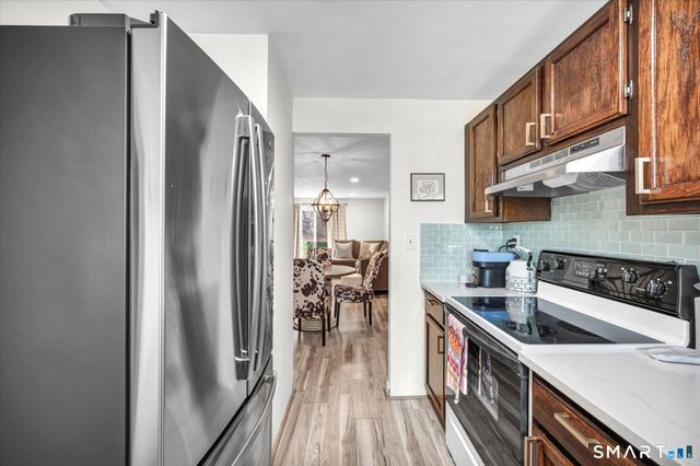 301 Cedar Hollow Drive 301, Rocky Hill, CT 06067