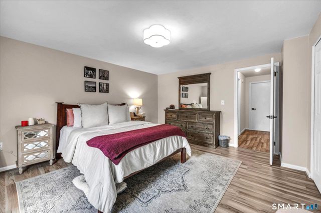 301 Cedar Hollow Drive 301, Rocky Hill, CT 06067