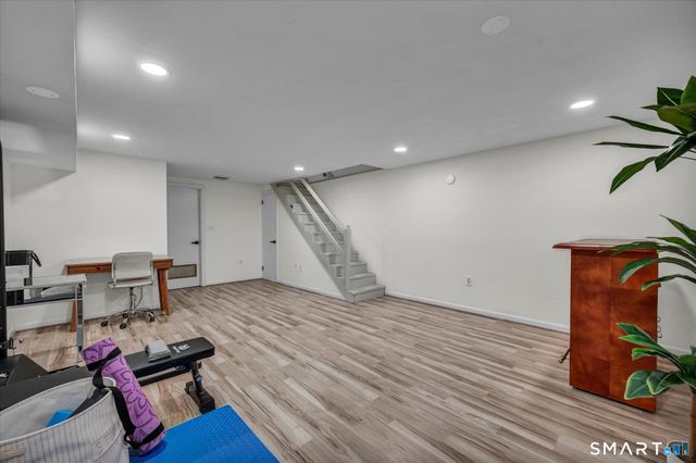 301 Cedar Hollow Drive 301, Rocky Hill, CT 06067