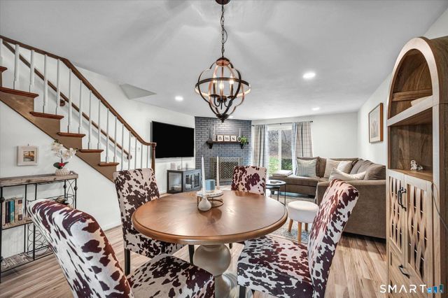 301 Cedar Hollow Drive 301, Rocky Hill, CT 06067