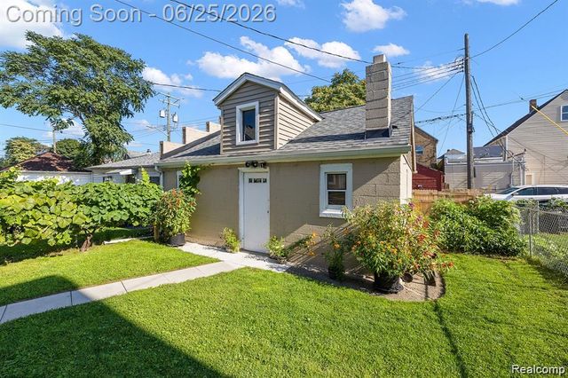 2310 Neibel Street, Hamtramck, MI 48212