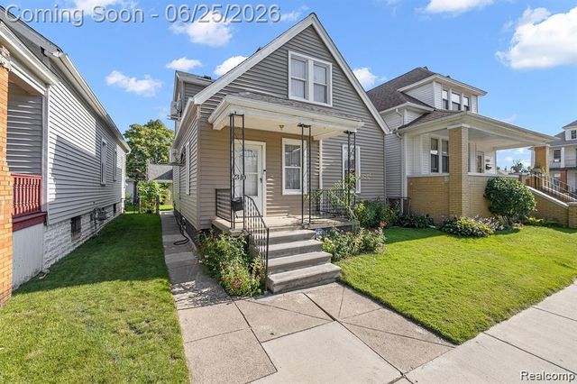 2310 Neibel Street, Hamtramck, MI 48212