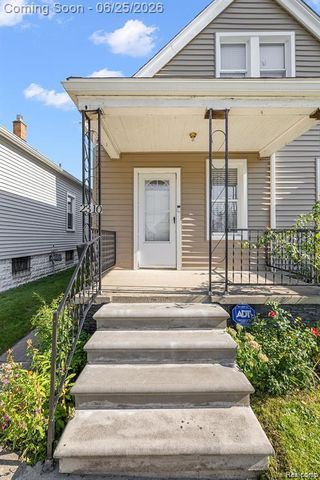 2310 Neibel Street, Hamtramck, MI 48212