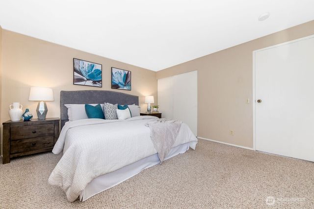 12705 SE 74th Street, Newcastle, WA 98056