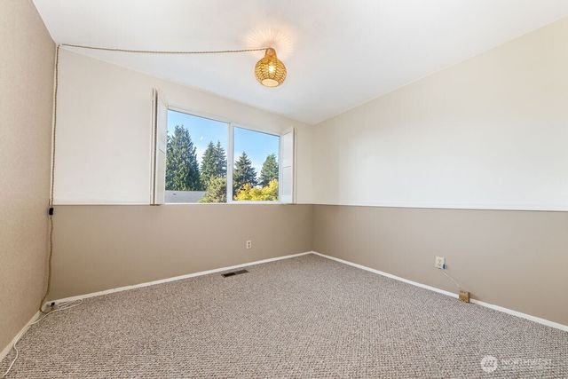 12705 SE 74th Street, Newcastle, WA 98056