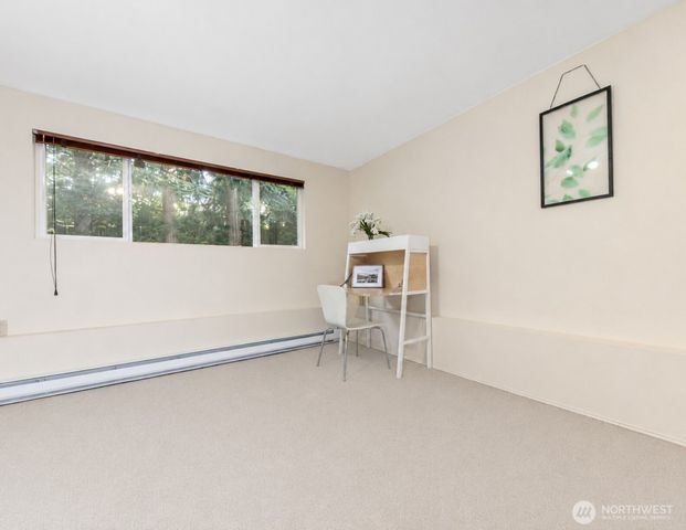 12705 SE 74th Street, Newcastle, WA 98056
