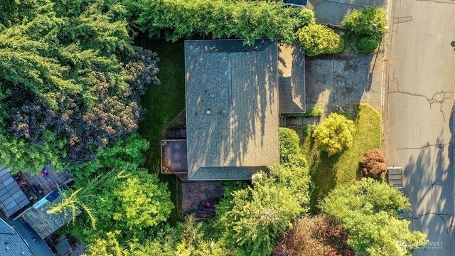 12705 SE 74th Street, Newcastle, WA 98056