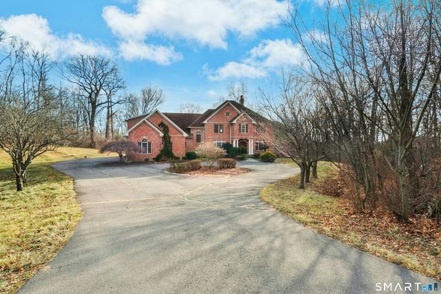 215 Old Mountain Road, Farmington, CT 06032