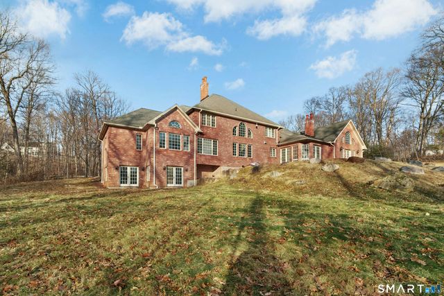 215 Old Mountain Road, Farmington, CT 06032