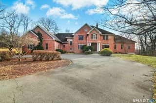 215 Old Mountain Road, Farmington, CT 06032