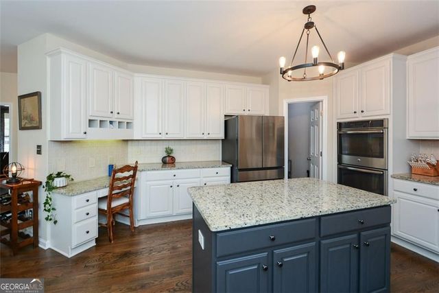 1055 Coleridge Way, Suwanee, GA 30024