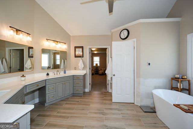 1055 Coleridge Way, Suwanee, GA 30024