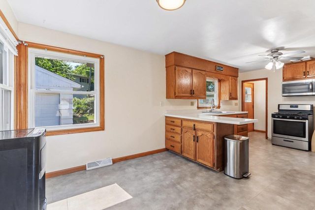 809 N Main Street, Edgerton, WI 53534