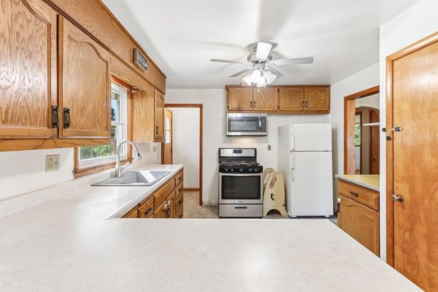 809 N Main Street, Edgerton, WI 53534