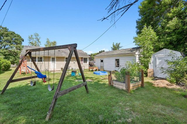 809 N Main Street, Edgerton, WI 53534