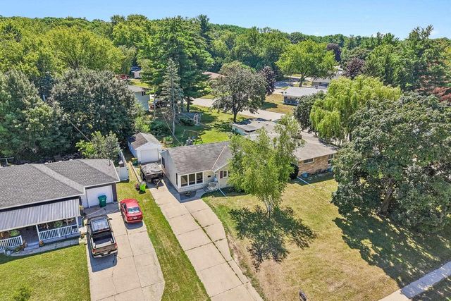 809 N Main Street, Edgerton, WI 53534