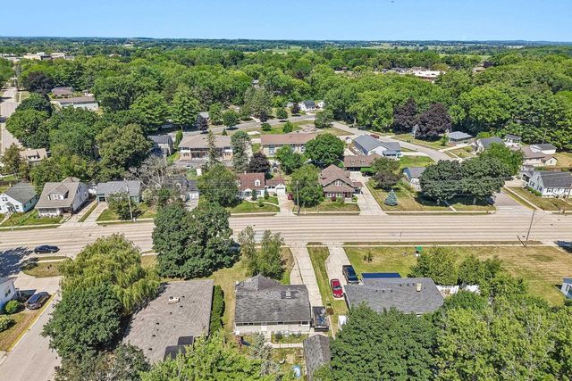 809 N Main Street, Edgerton, WI 53534