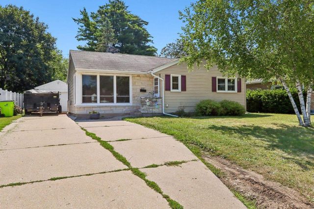 809 N Main Street, Edgerton, WI 53534
