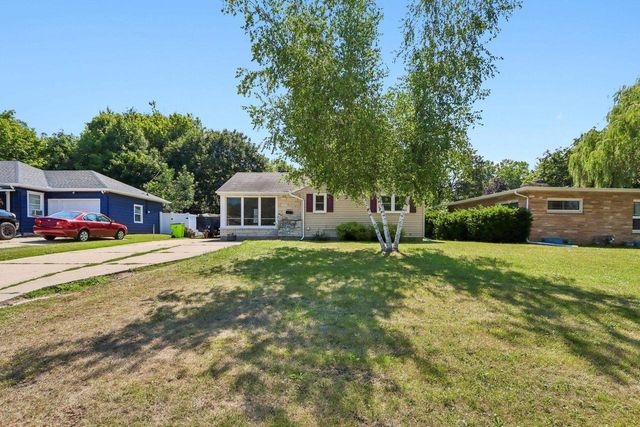 809 N Main Street, Edgerton, WI 53534