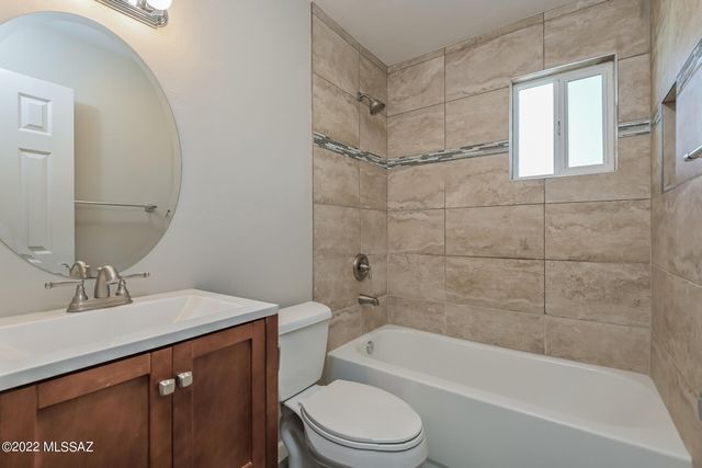 6131 E 25Th Street, Tucson, AZ 85711