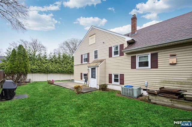 275 High Street, Norwood, NJ 07648