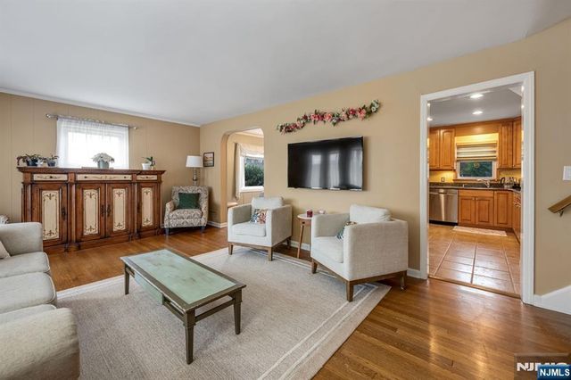 275 High Street, Norwood, NJ 07648