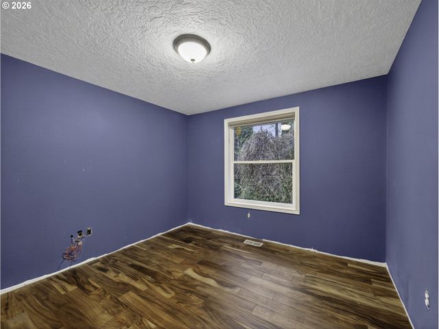 1909 9TH St, Oregon City, OR 97045