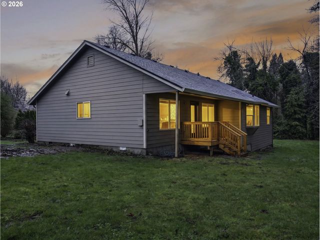 1909 9TH St, Oregon City, OR 97045