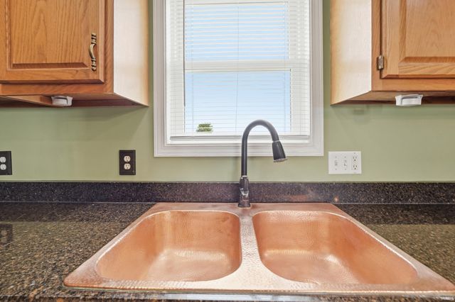 5611 S Doyle Road, New Haven, IN 46774