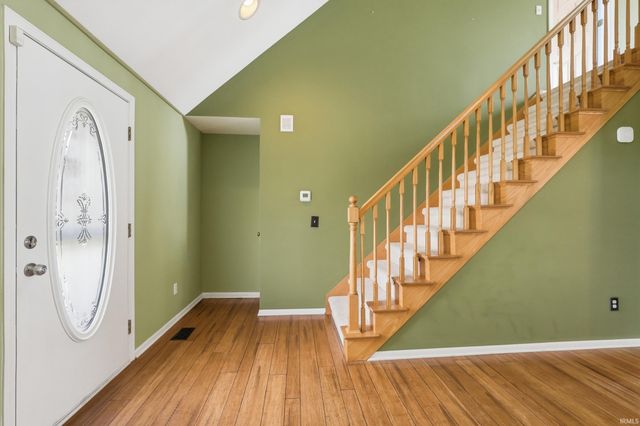 5611 S Doyle Road, New Haven, IN 46774
