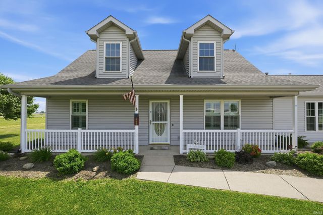 5611 S Doyle Road, New Haven, IN 46774